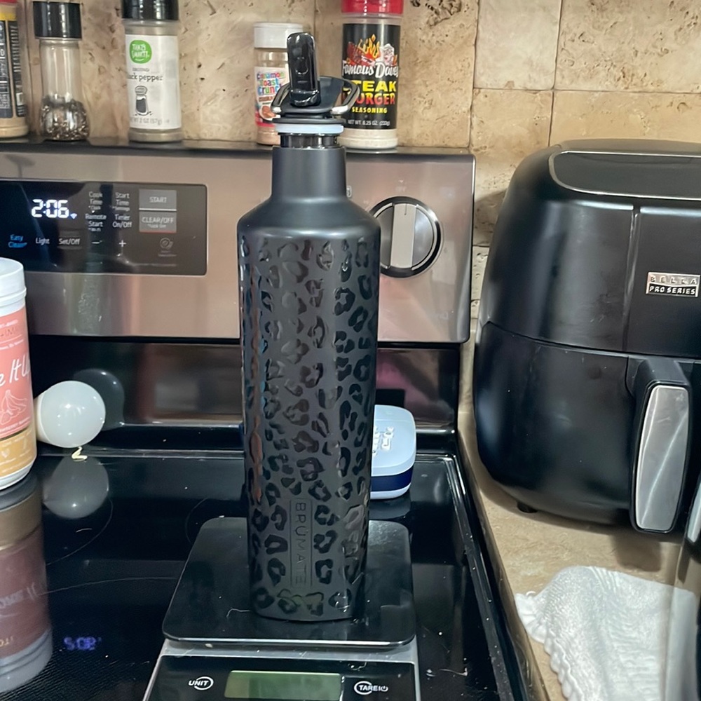 Black onyx rehydration bottle